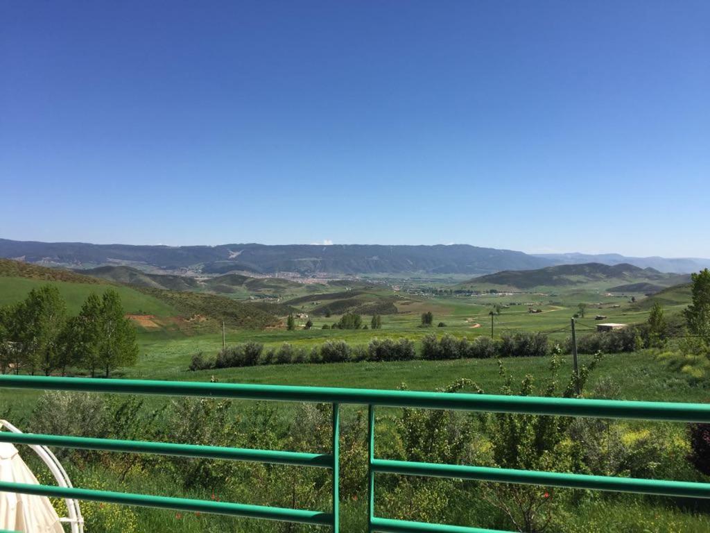 Le Chene D'Azrou Hotell Exteriör bild