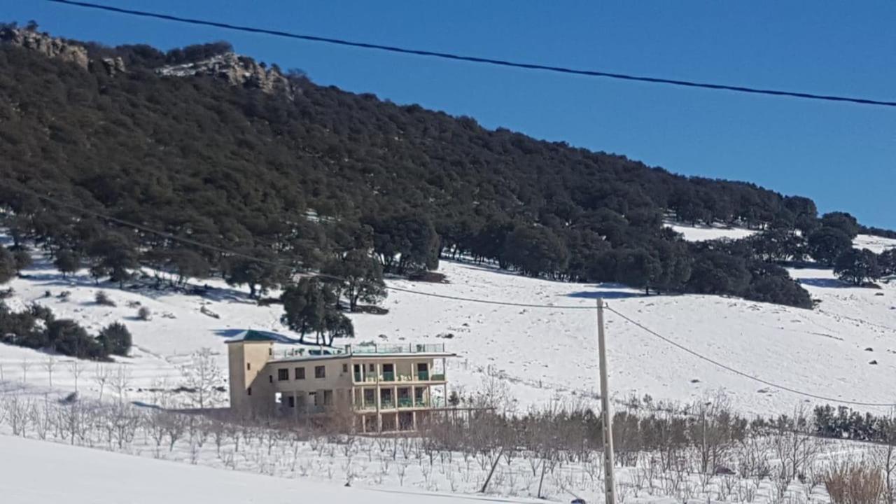 Le Chene D'Azrou Hotell Exteriör bild